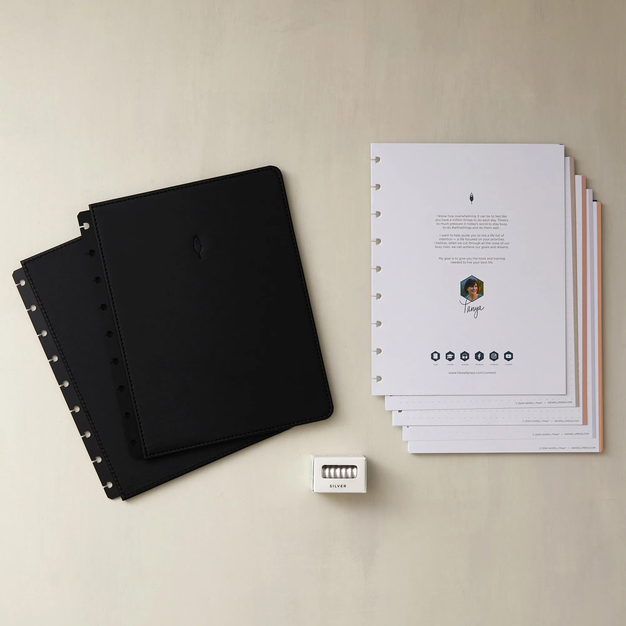 2025 Horizontal Flex Weekly Planner Bundle - Onyx Black Cover - Silver Discs