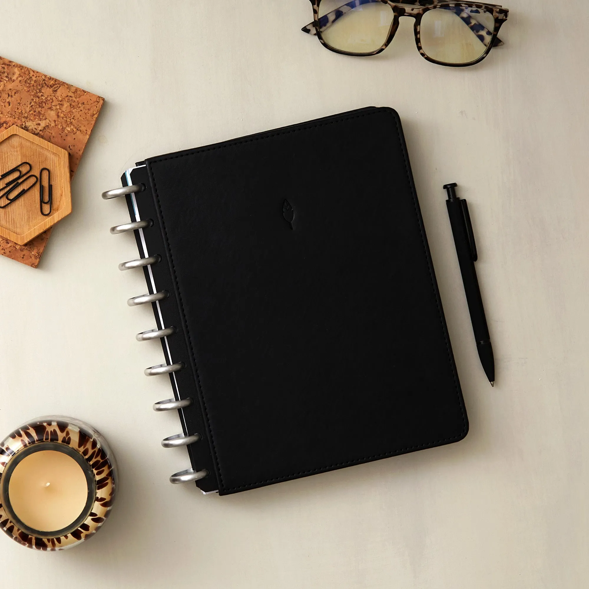 2025 Horizontal Flex Weekly Planner Bundle - Onyx Black Cover - Silver Discs