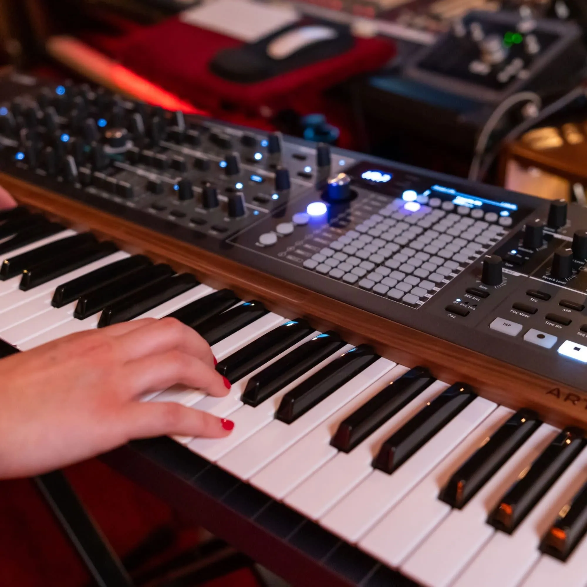 Arturia Polybrute-Analog Matrix Synthsizer