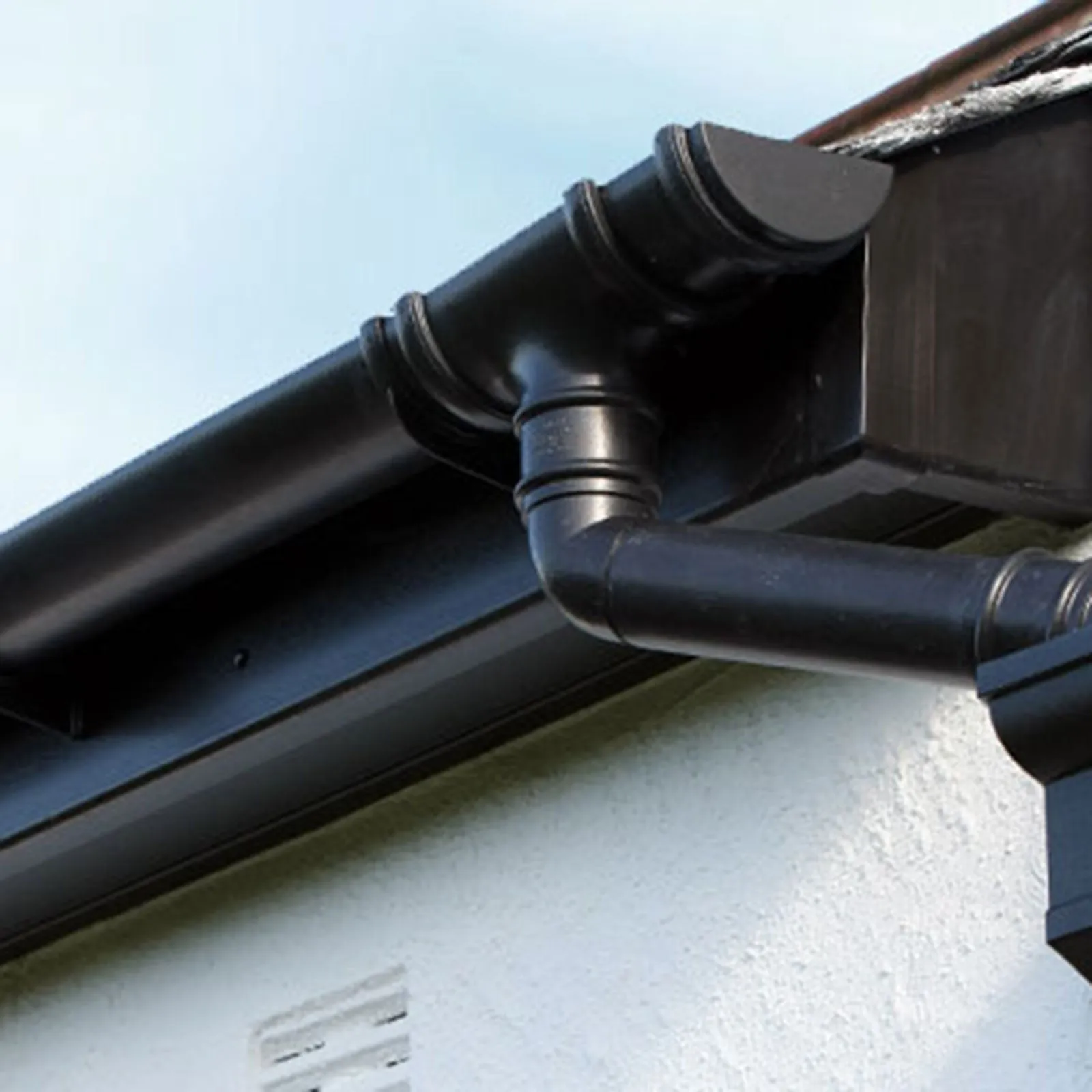 Fascia Board 90° External Corner Trim
