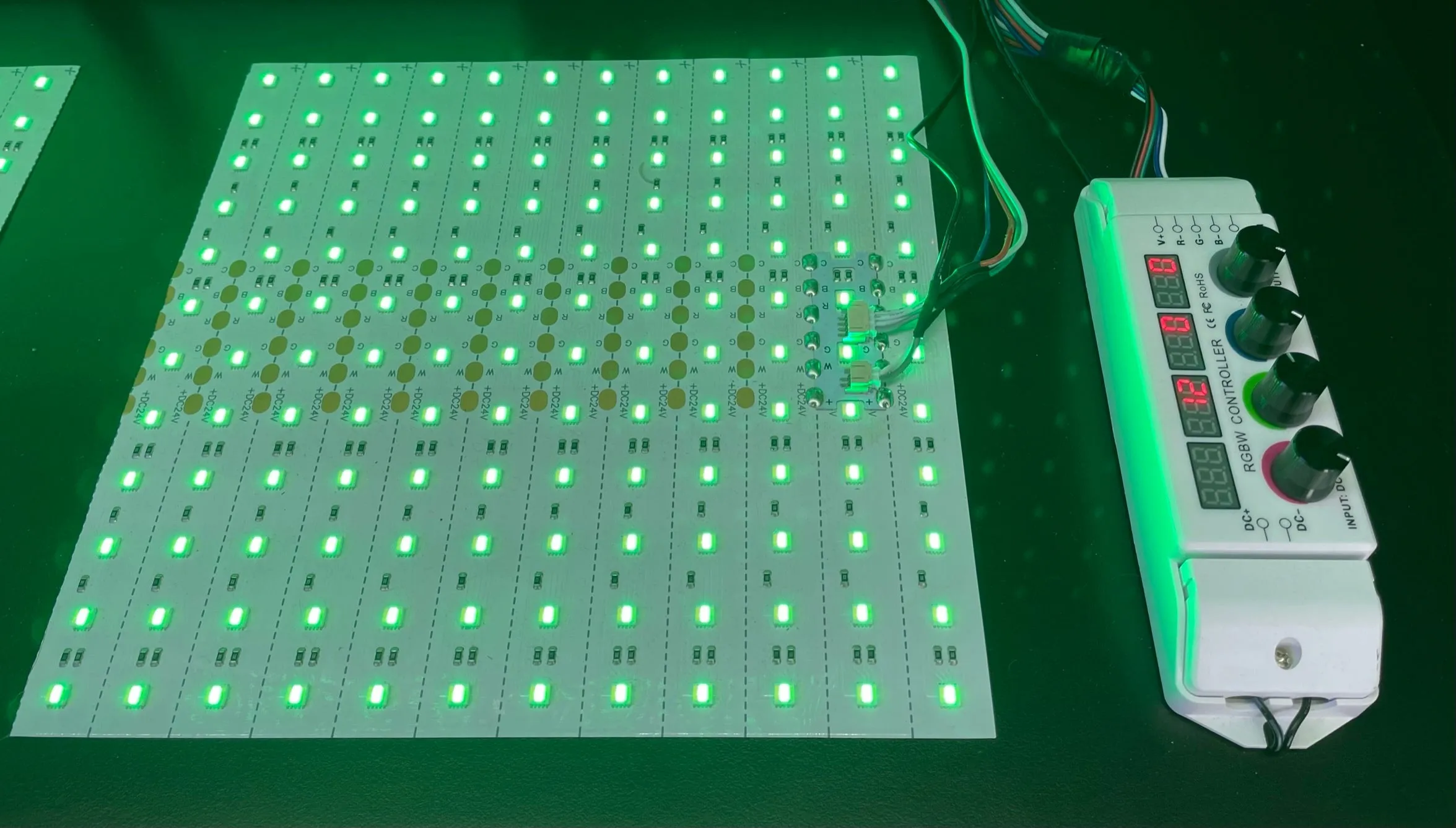 LED RGBCW-WW Flex Grid Light Sheet